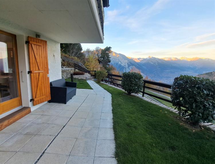 88323_terrasse_en_bas.jpg