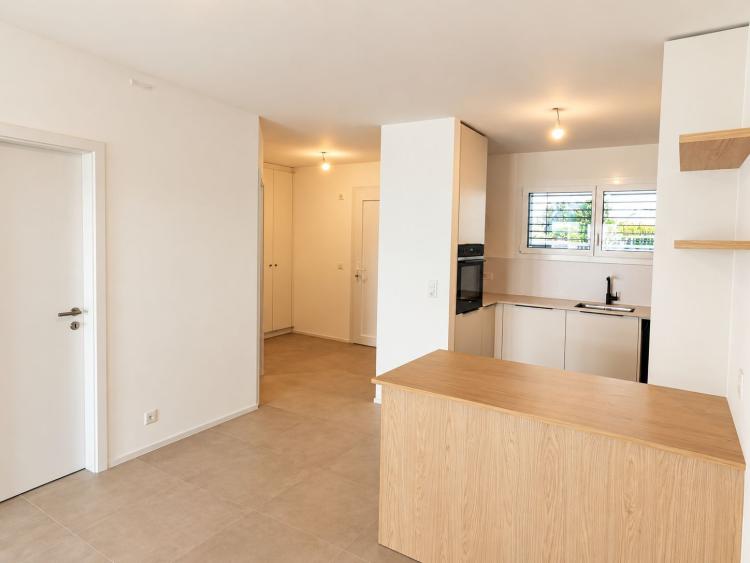 SpcX9_interieur_moderne_aux_tons_naturels.jpg