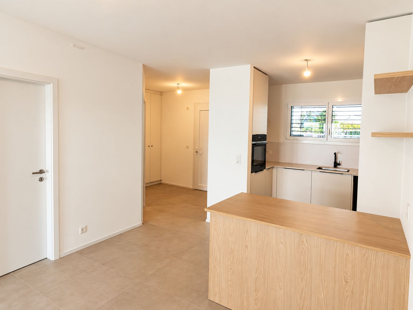 SpcX9_interieur_moderne_aux_tons_naturels.jpg